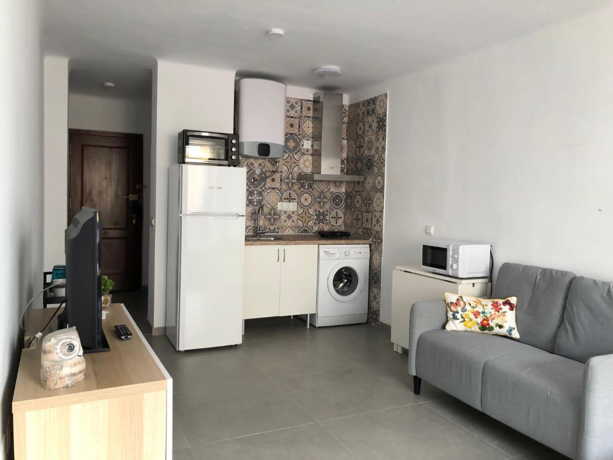Estudio Estrella Del Mar Apartment Торе дел Мар Екстериор снимка
