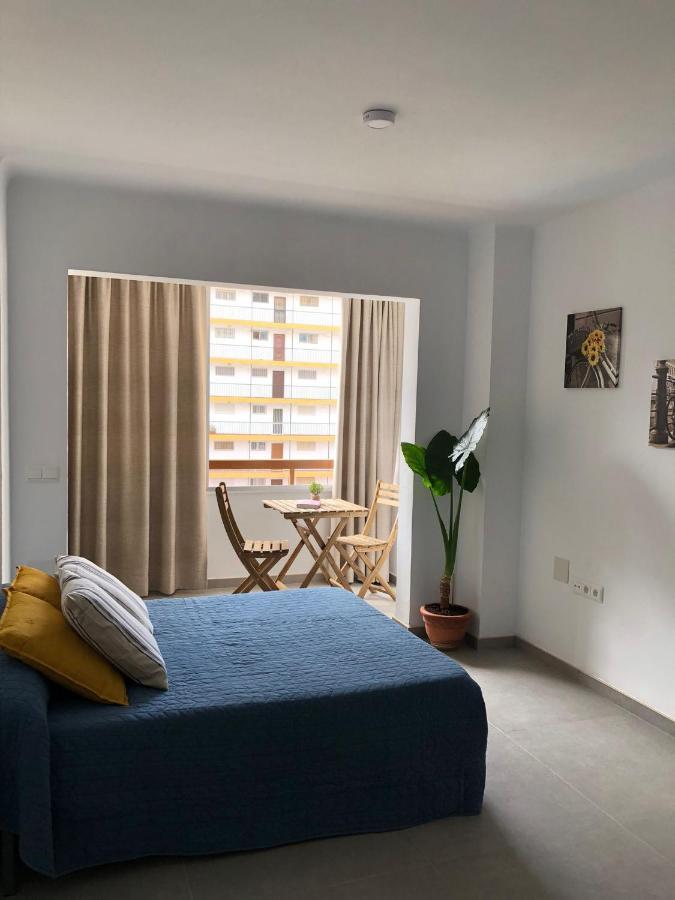 Estudio Estrella Del Mar Apartment Торе дел Мар Екстериор снимка